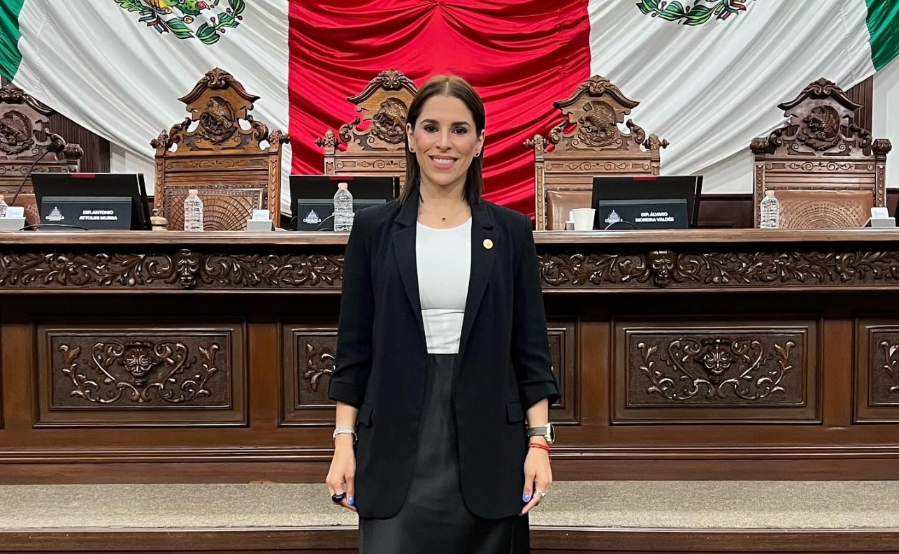 Urge Claudia Aldrete actualizar reglamentos municipales en Coahuila
