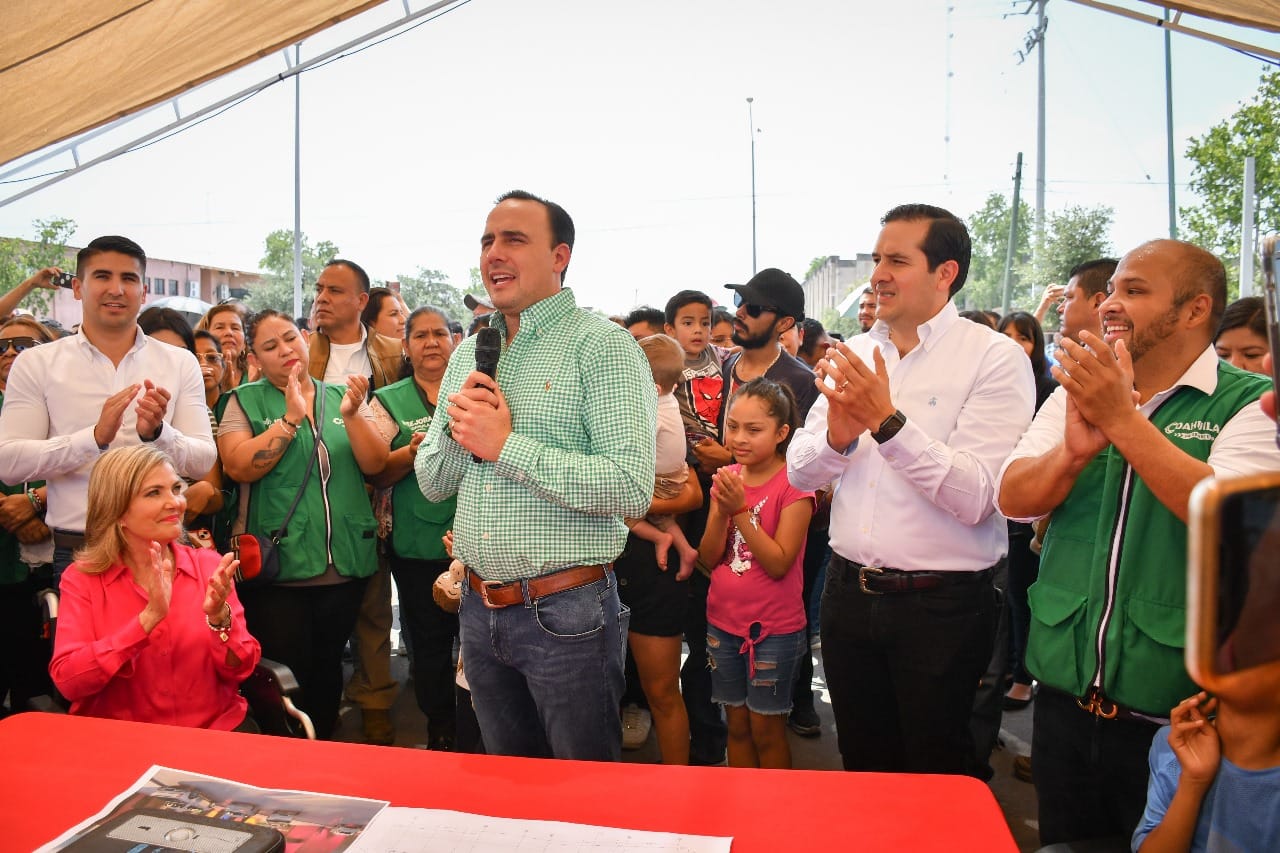 Supervisan Gobernador y Alcaldesa construcción del Centro Infantil