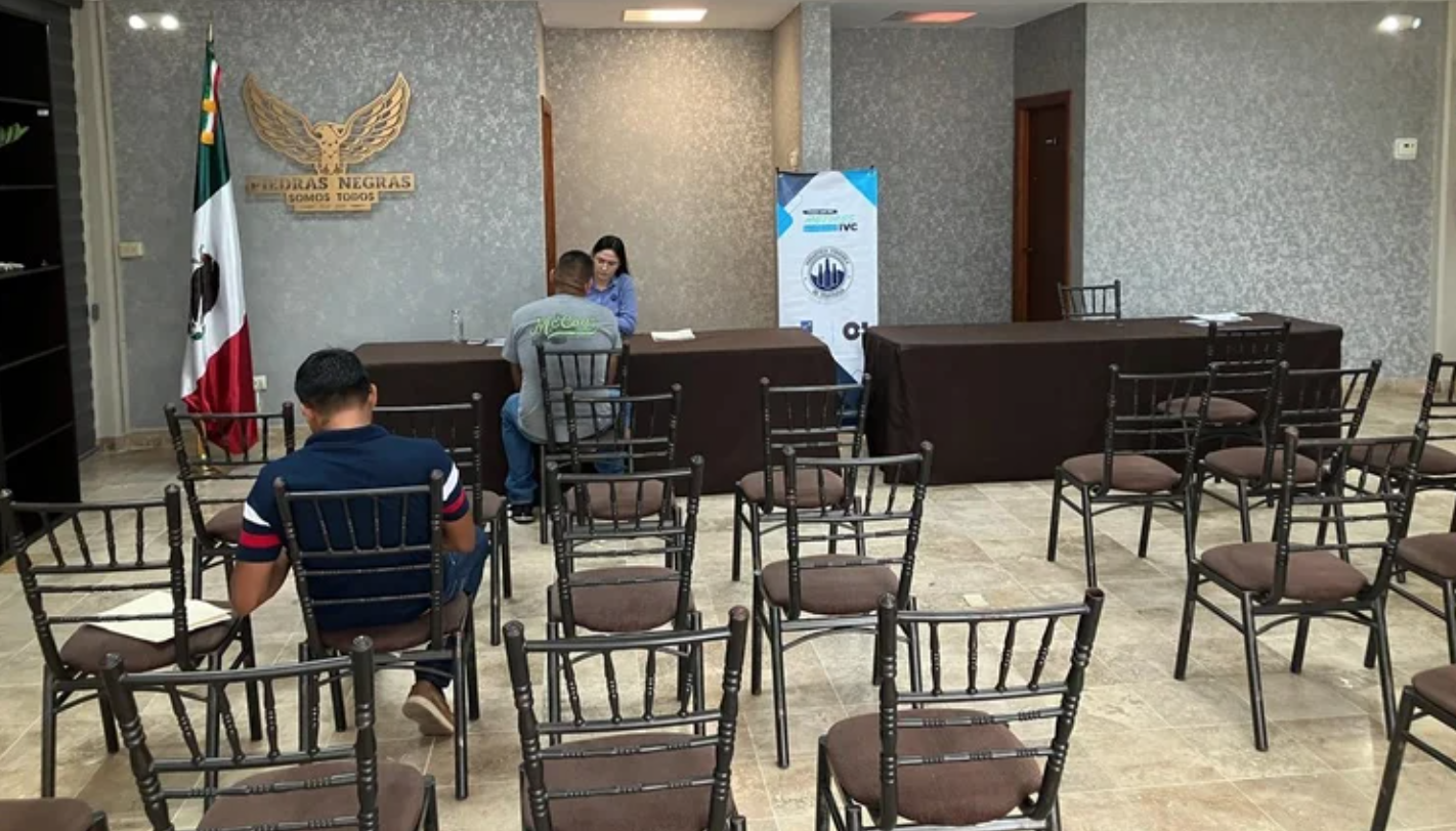 Ofrece empresa vidriera vacantes en Piedras Negras