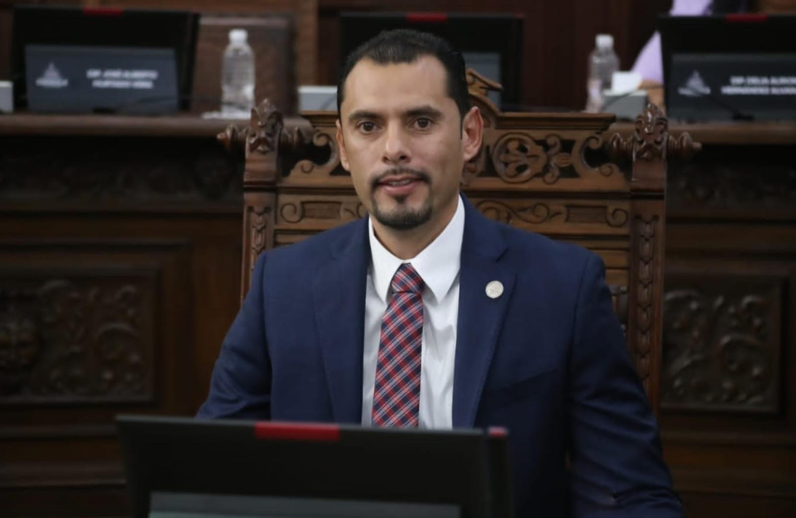 Aprueban iniciativa de Sergio Zenón para fortalecer capacitación en protección civil