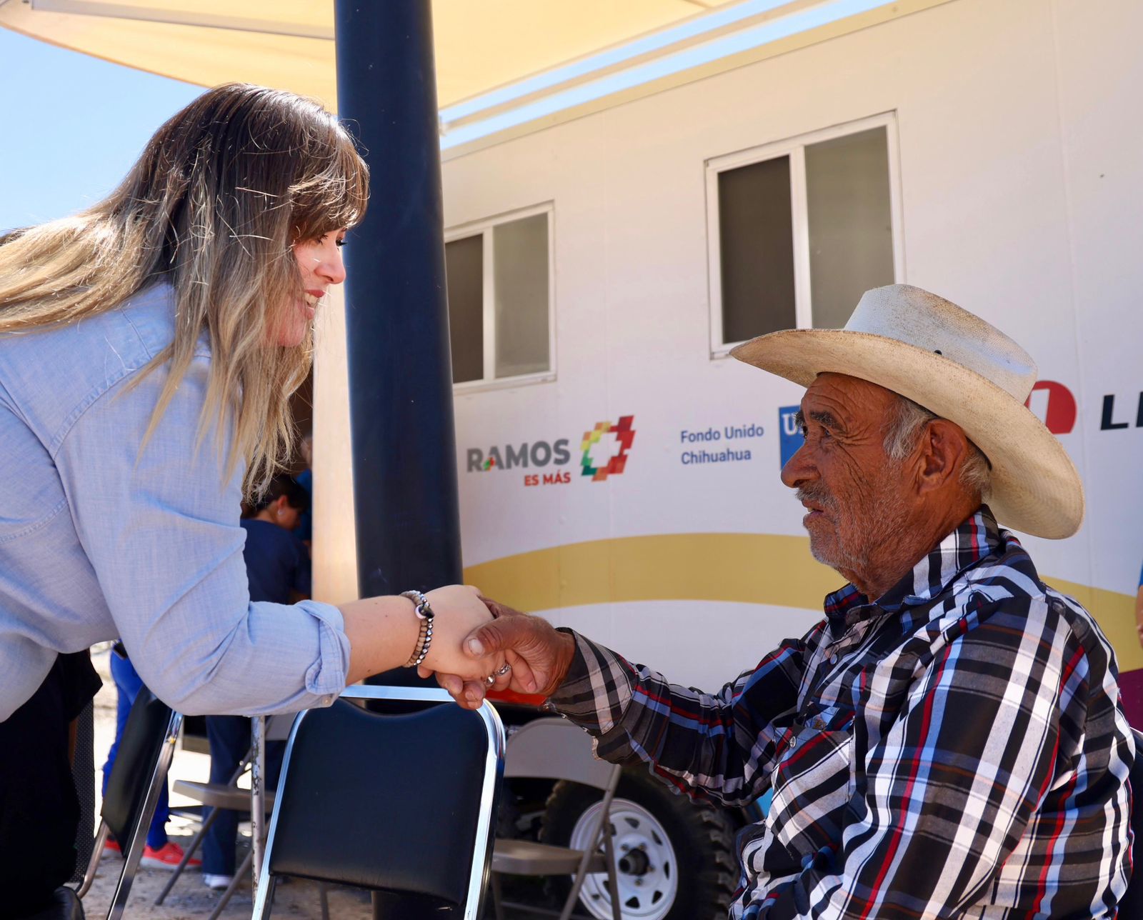Chema Morales y Ana Lucía Cavazos comprometidos con el campo de Ramos Arizpe