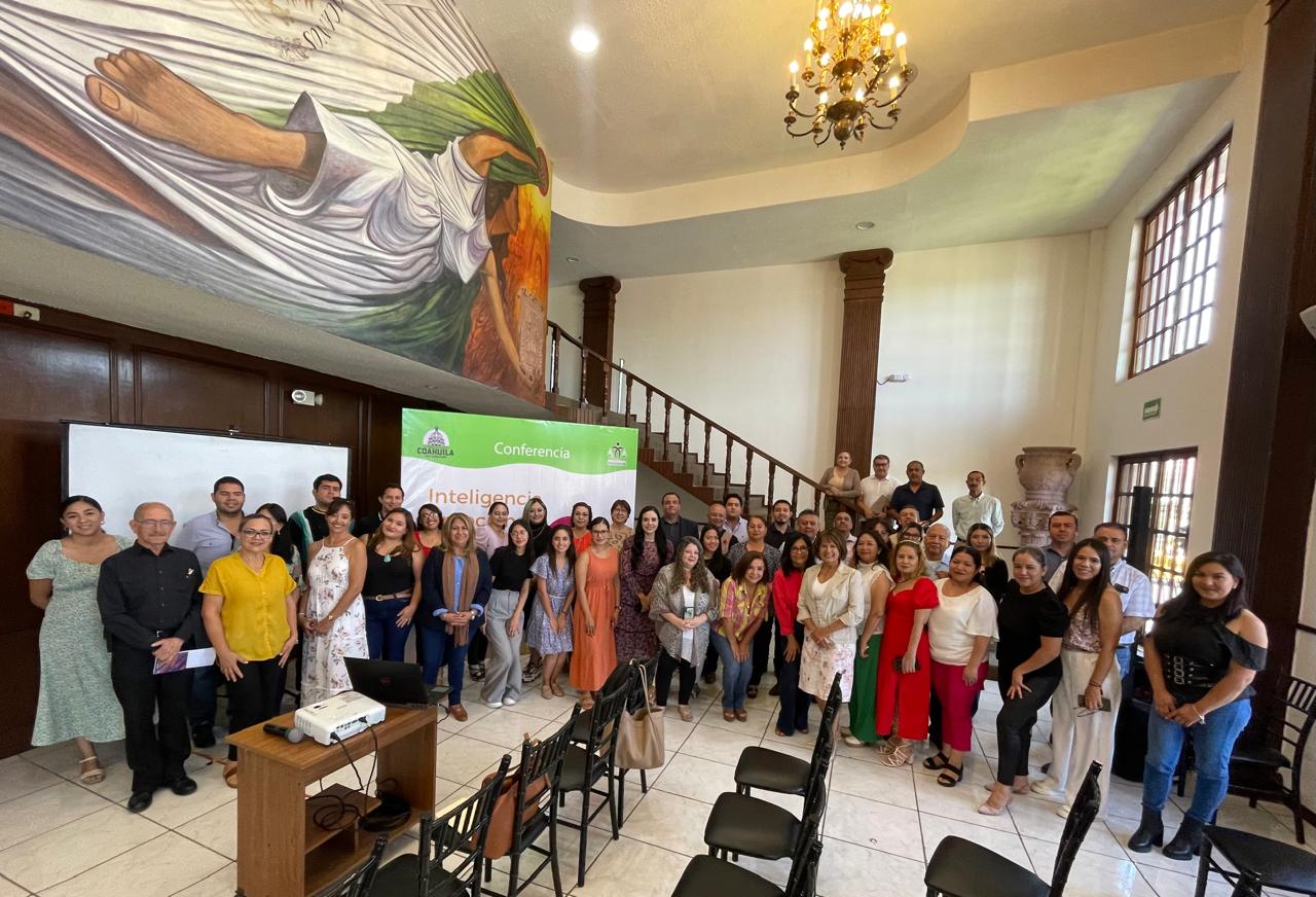 Capacita Congreso a colaboradores en el desarrollo de habilidades emocionales