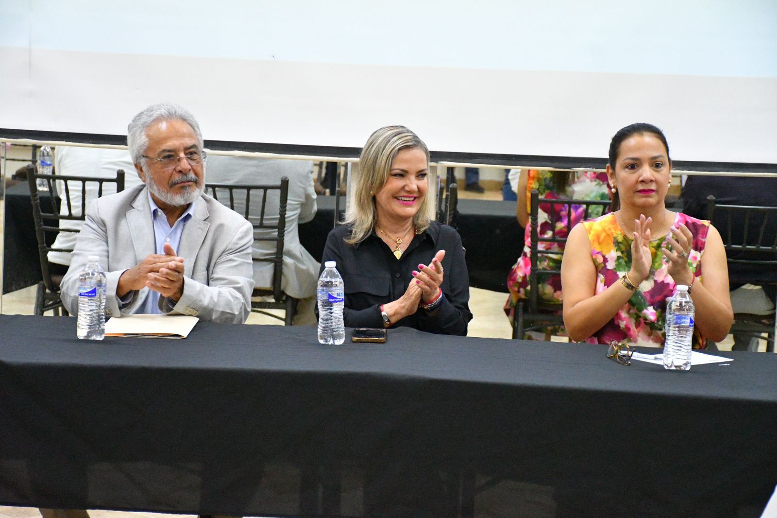 Participa alcaldesa en creación de Bloque Empresarial Fronterizo