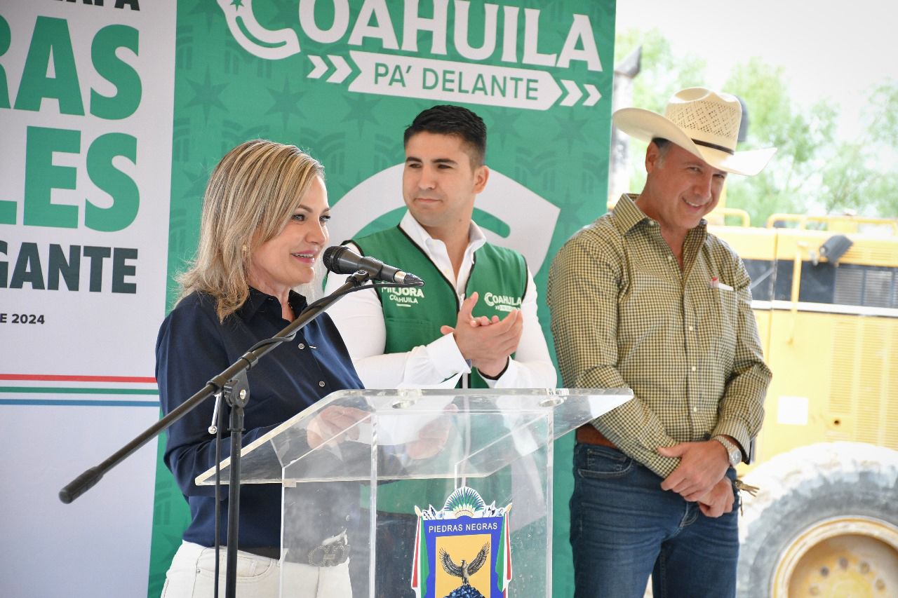 Amplía Estado conectividad vial en el ejido Piedras Negras