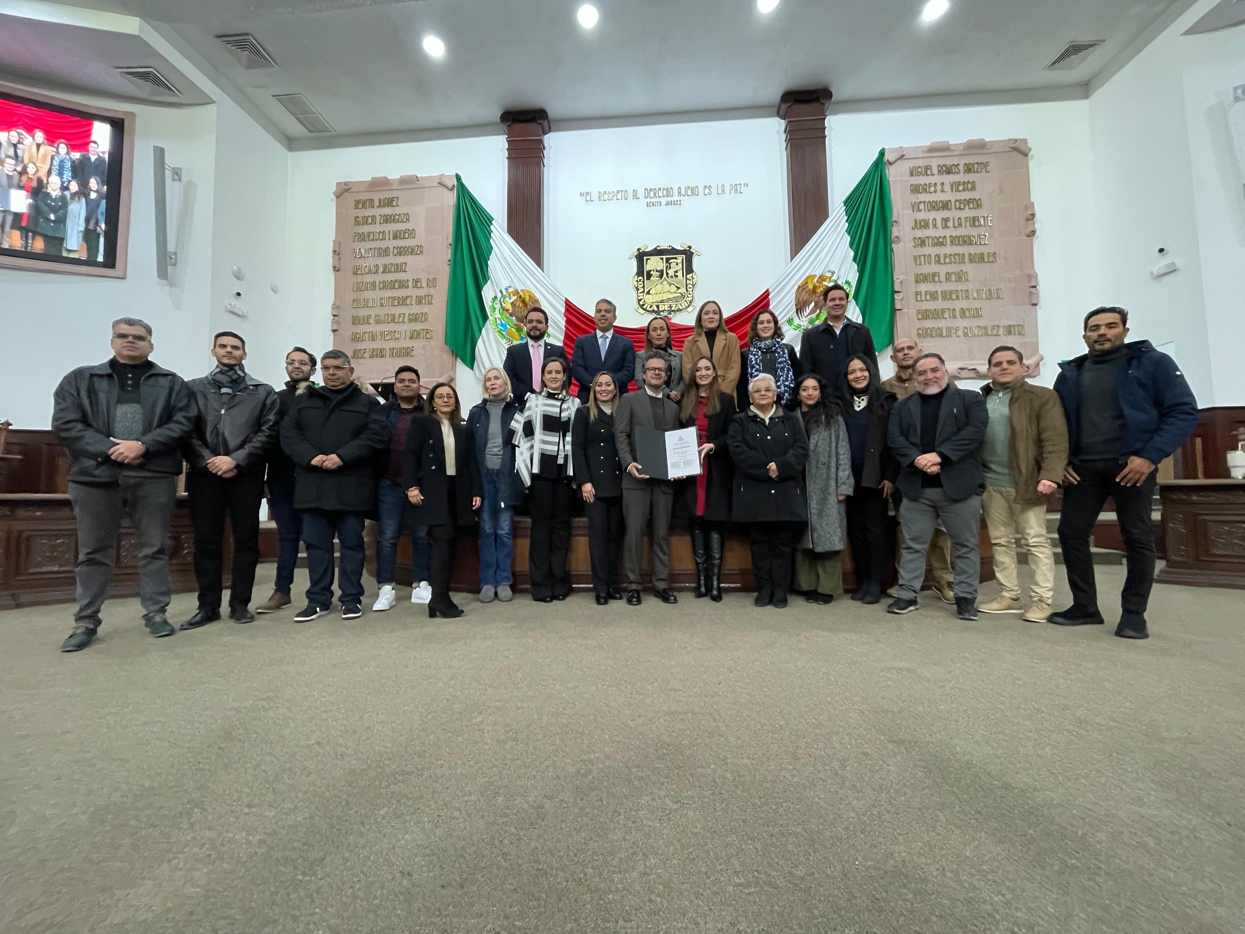 Reconoce Congreso del Estado a la Orquesta Filarmónica del Desierto de Coahuila
