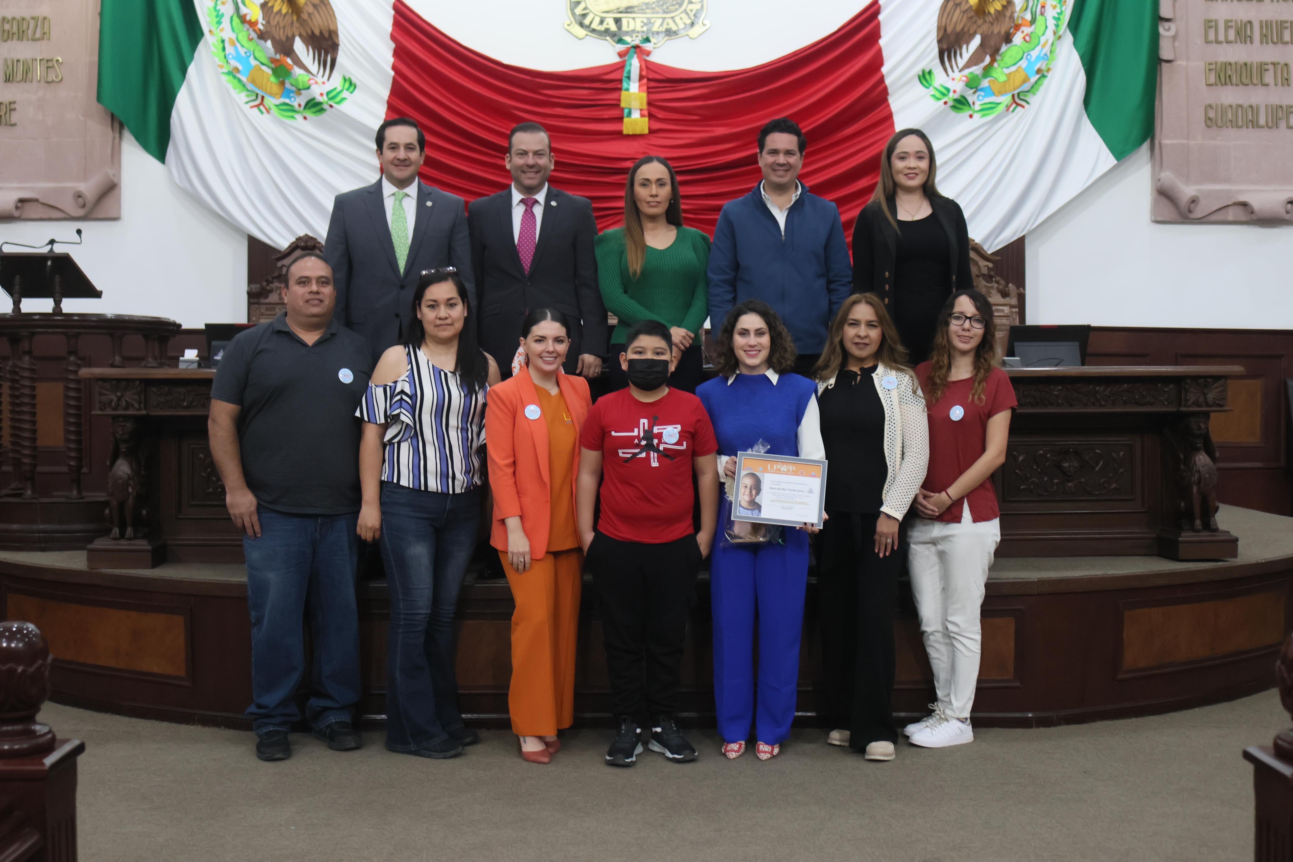 Reconoce Marimar Treviño labor de asociaciones que brindan apoyo a niñas y niños con cáncer
