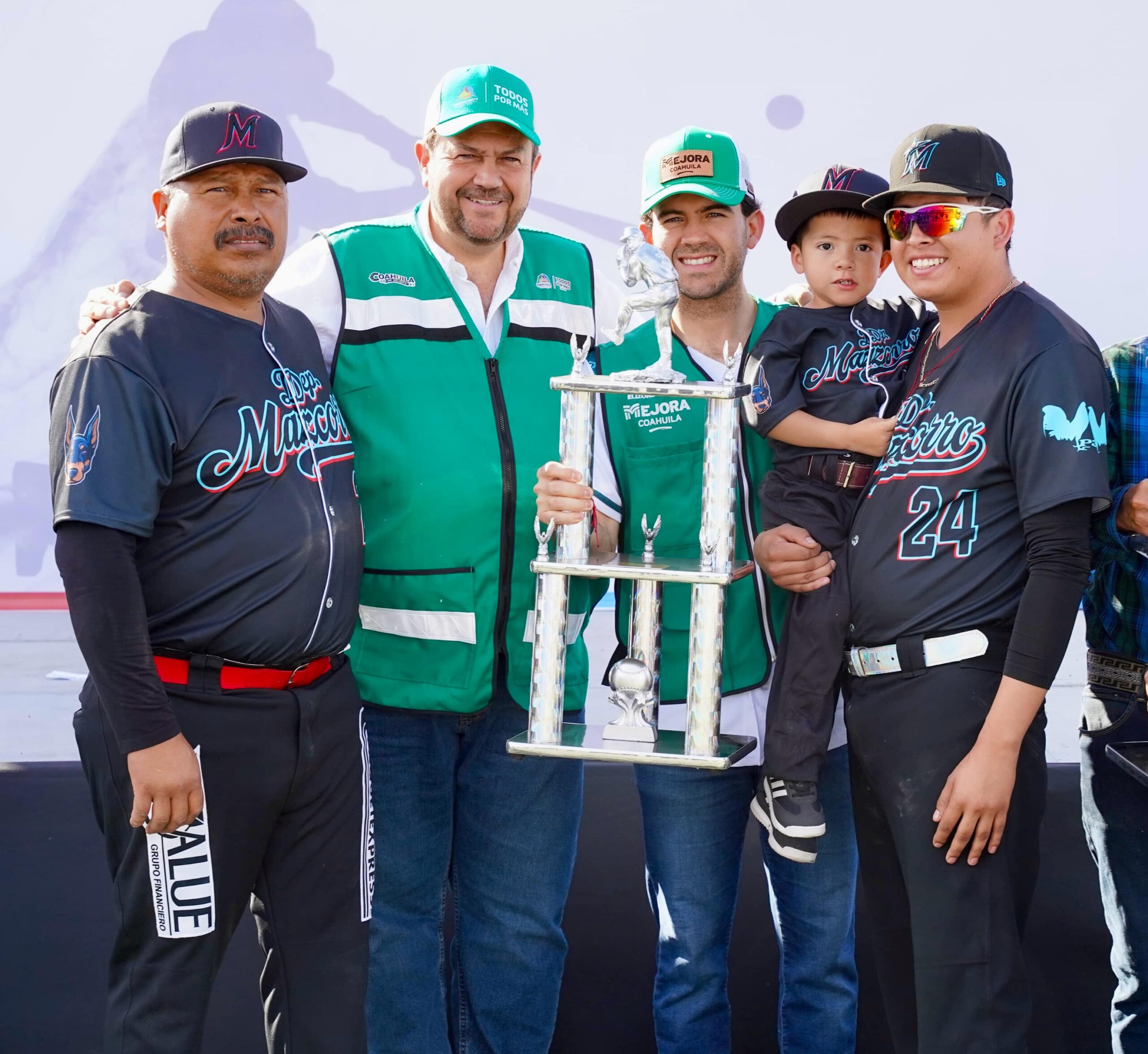 Inauguran Tomás Gutiérrez y Gabriel Elizondo Liga Municipal de béisbol en Ramos