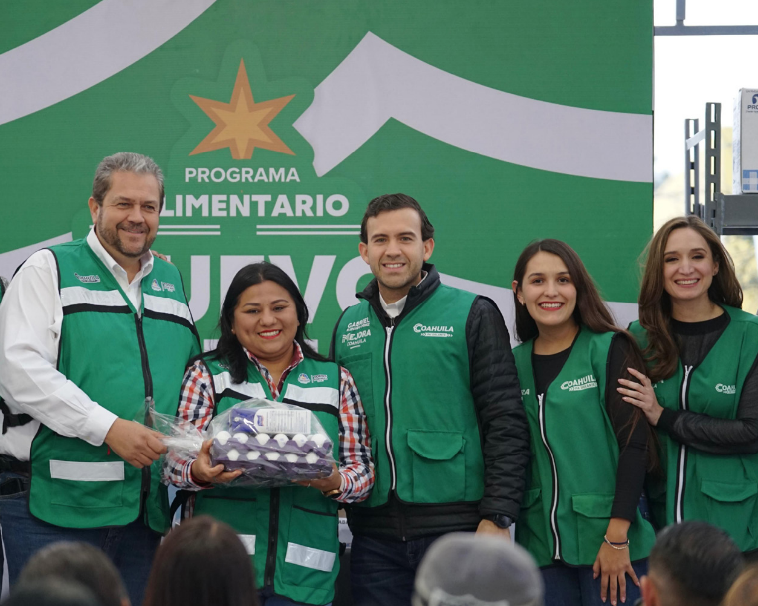 Llega programa de huevo y leche a más ciudadanos de Ramos Arizpe