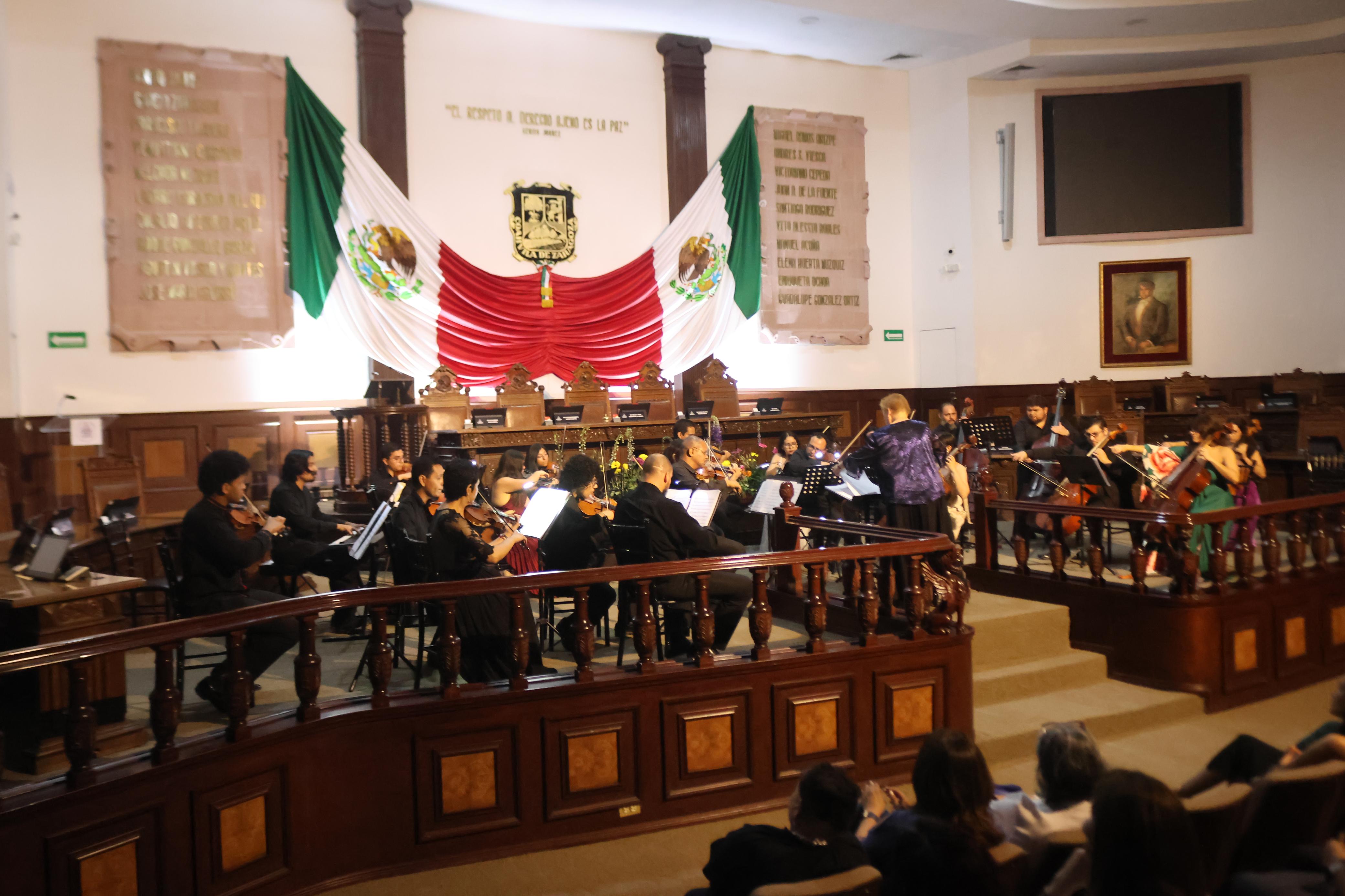 Realizan en Congreso de Coahuila concierto de gala con la Orquesta Metropolitana de Saltillo