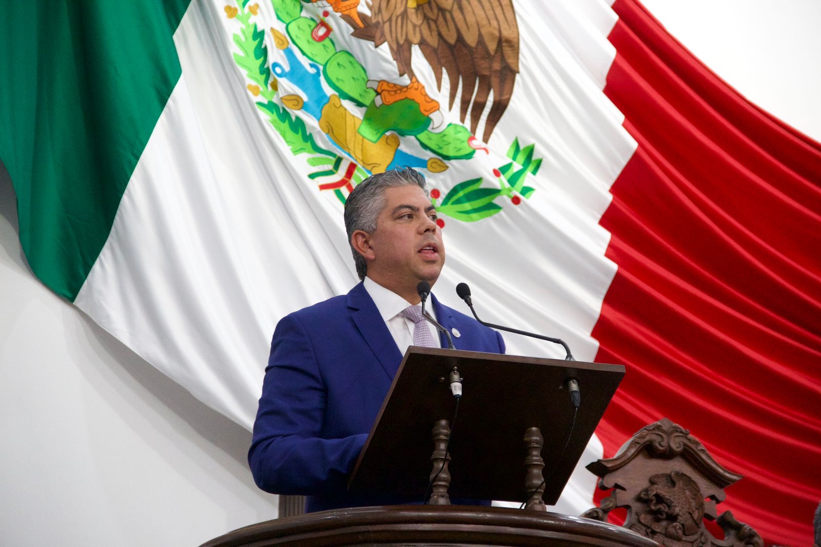 Exhorta Paredes a revisar que universidades cuenten con validez oficial