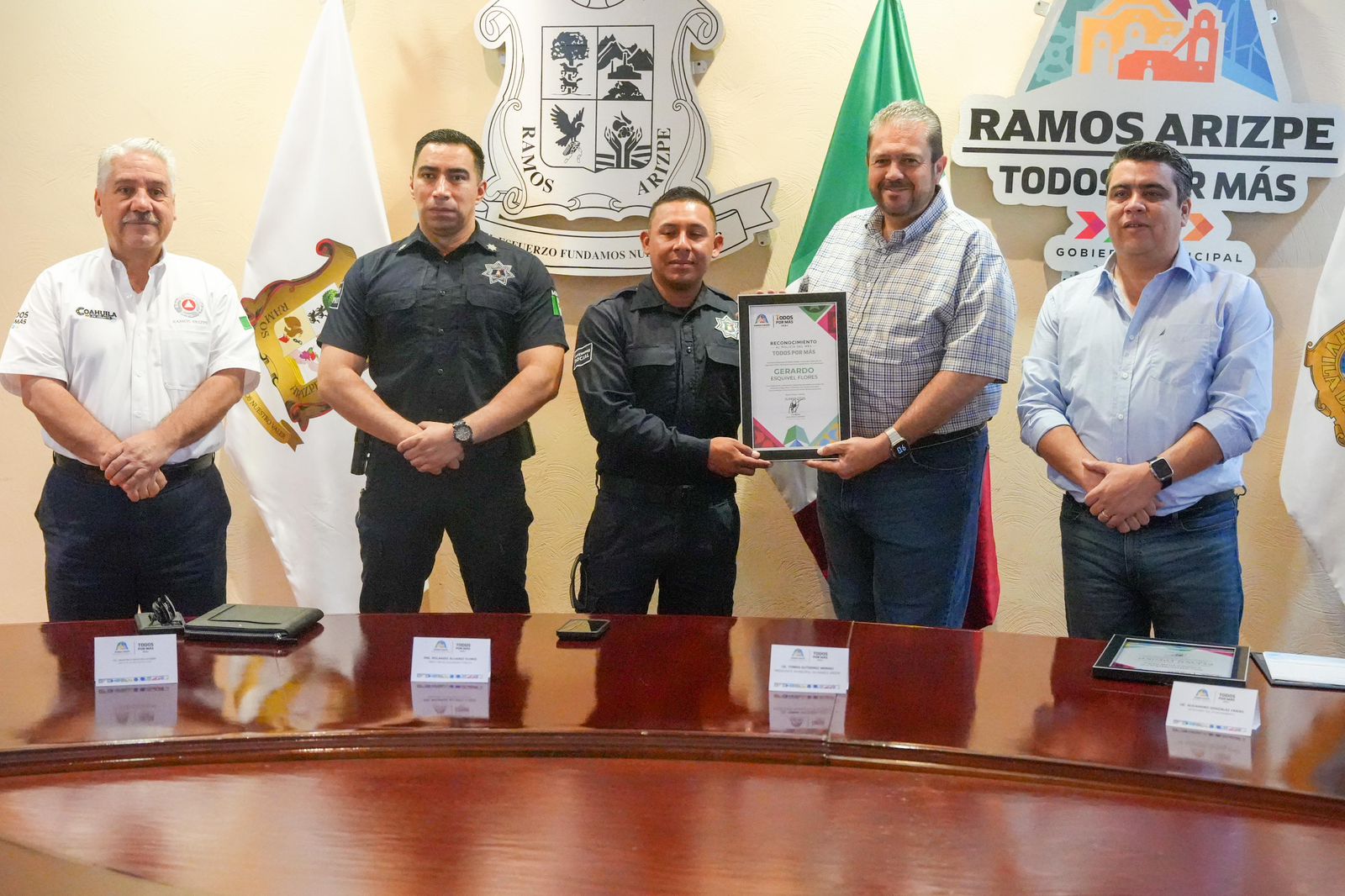 Reconoce Gobierno de Ramos Arizpe a policías municipales