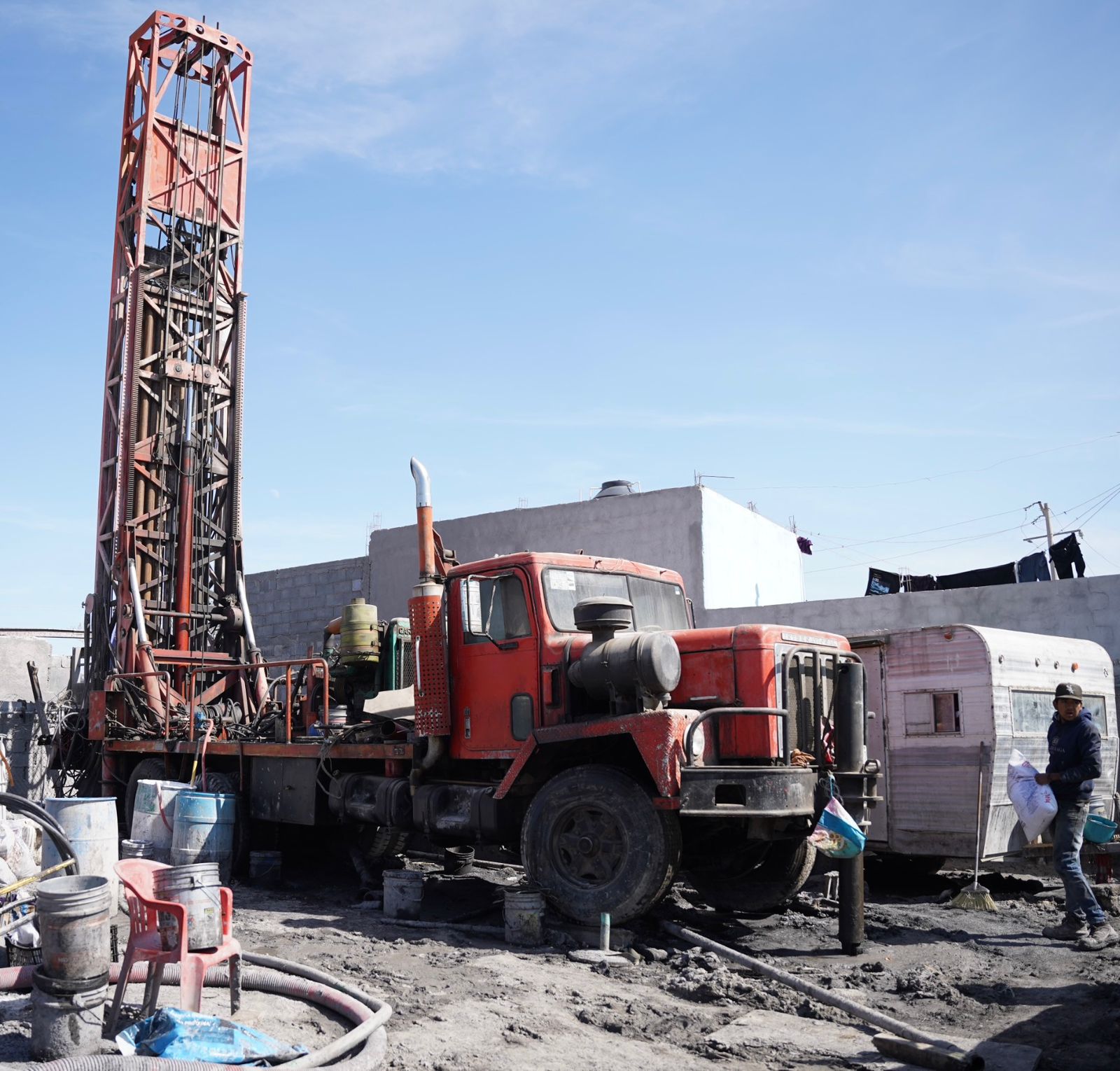 Lleva Tomás Gutiérrez más agua al poniente de Ramos; abrirán nuevo pozo