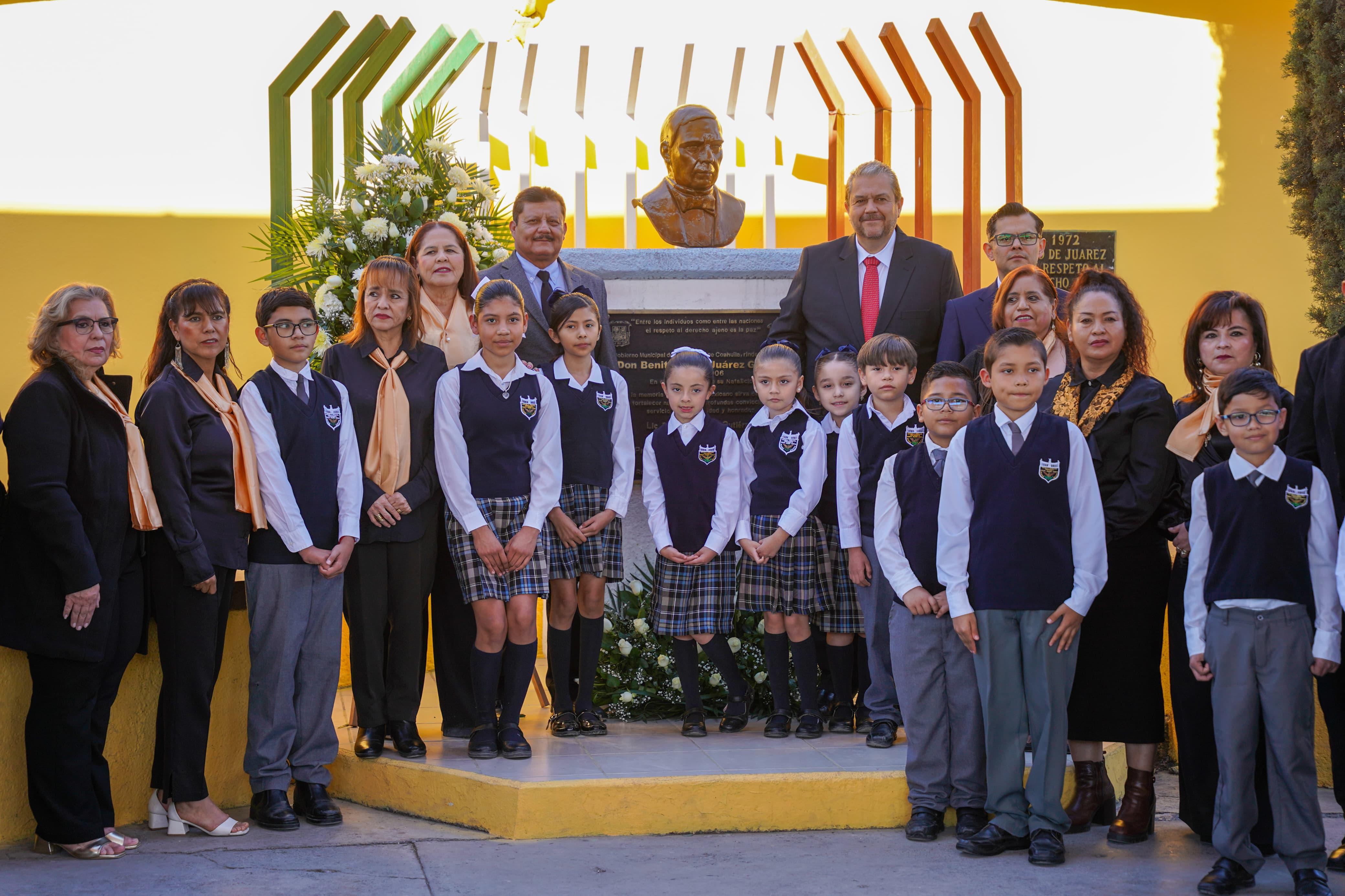 Conmemoran 120 aniversario de la Escuela Primaria Benito Juárez en Ramos Arizpe