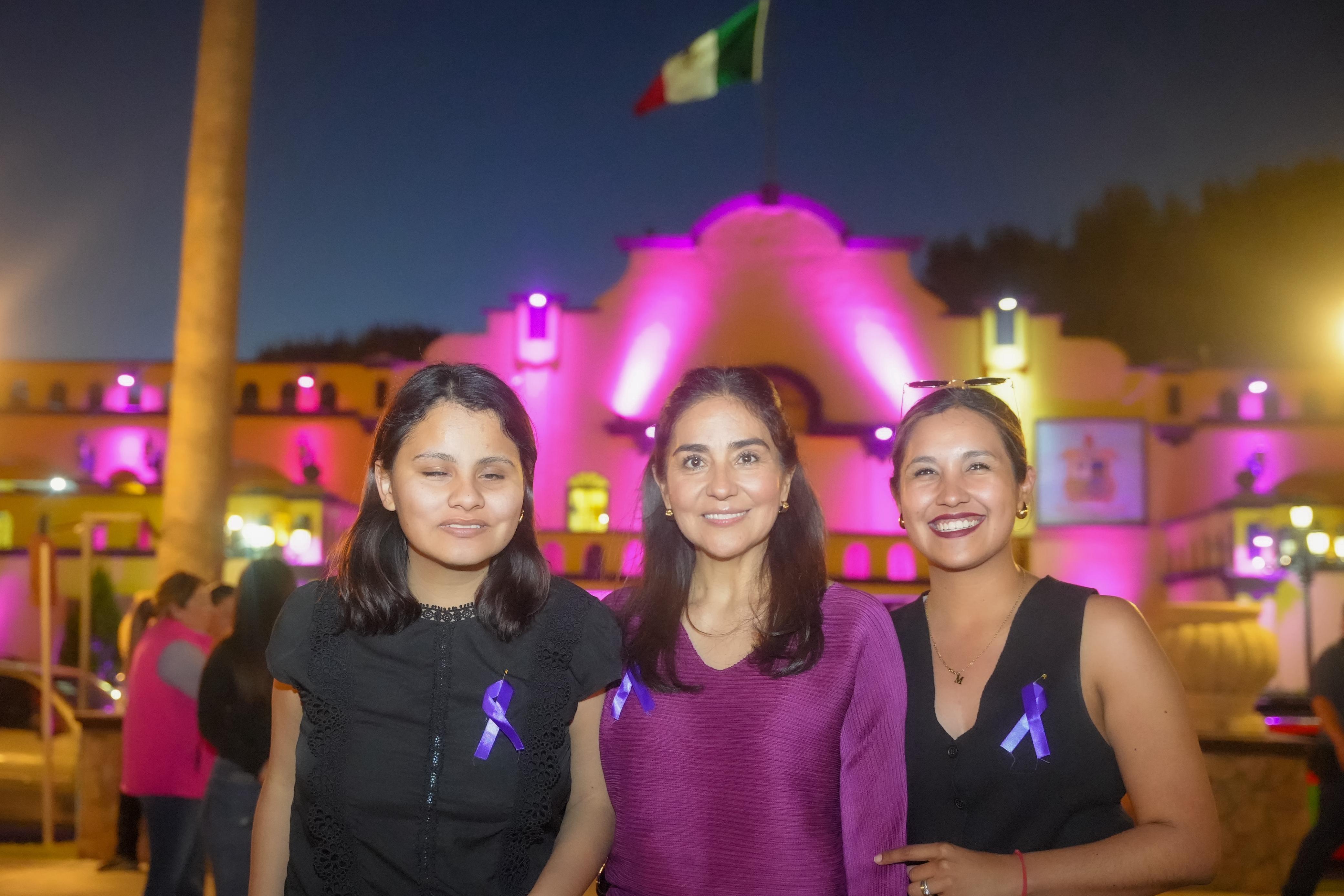 Ramos Arizpe enciende luces por el Día Internacional de la Mujer