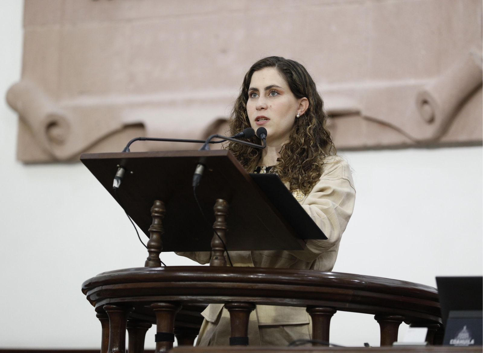 Mayor atención y prevención del ciberbullyingcon IA, pide Marimar Treviño