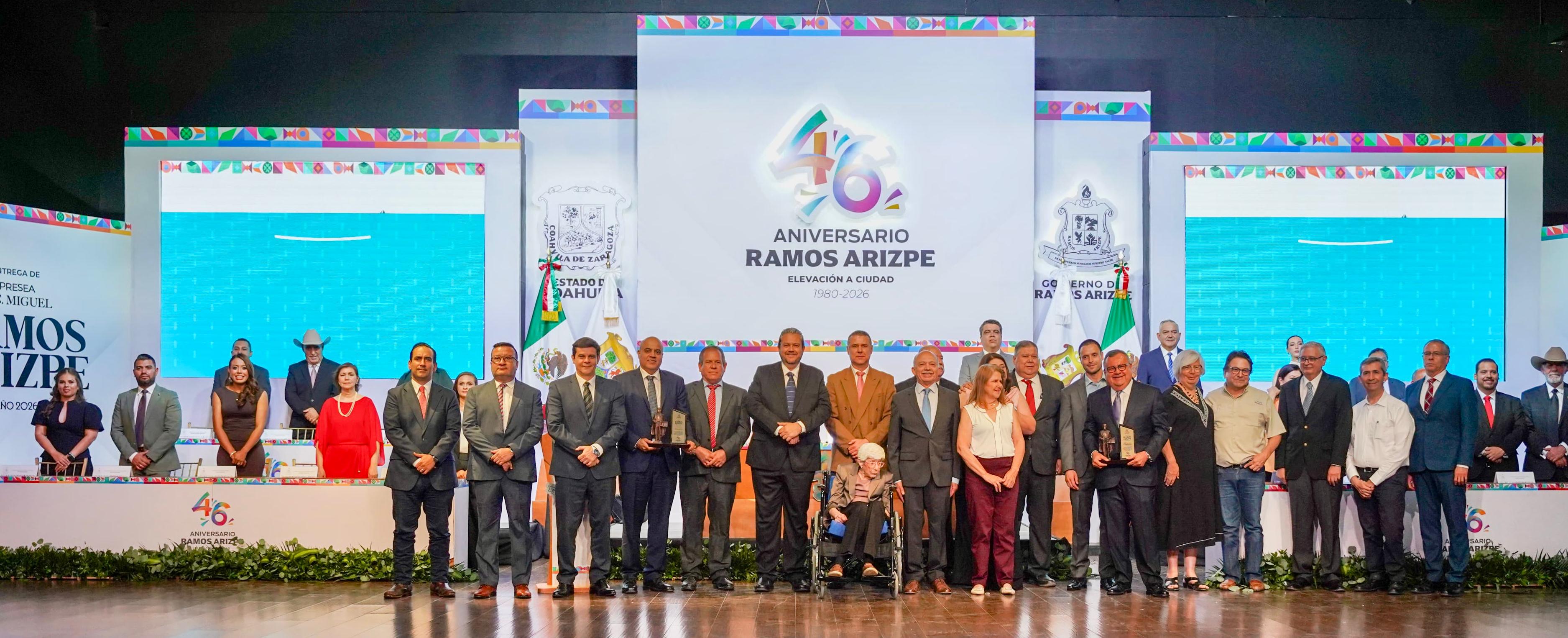 Ramos Arizpe honra su historia y reconoce a ciudadanos ejemplares